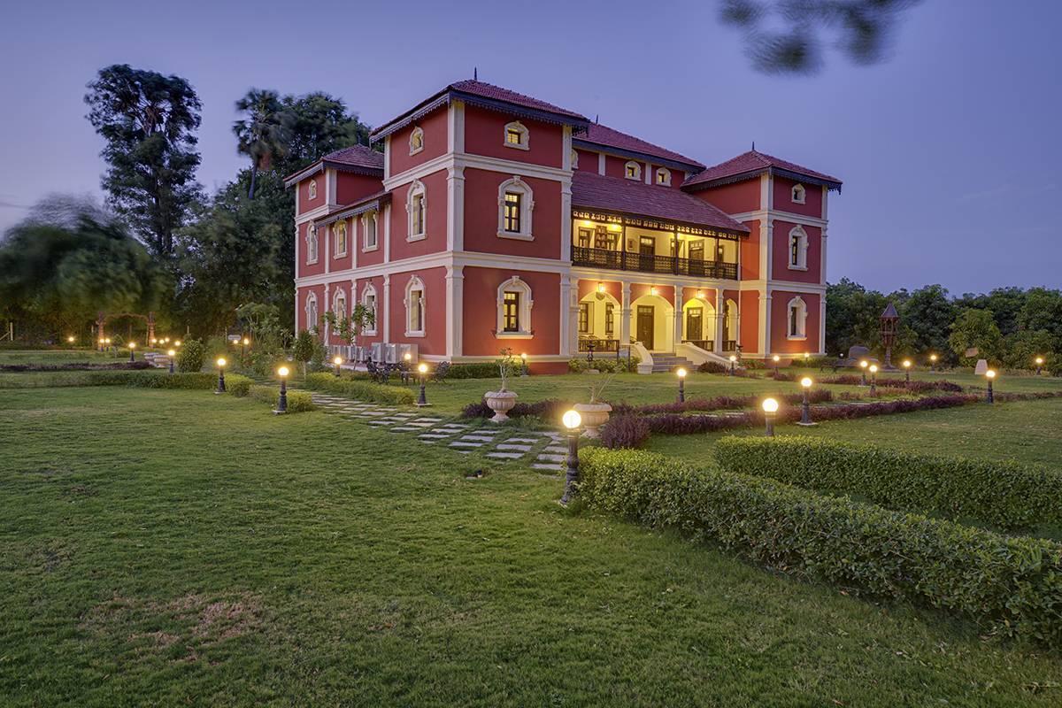 Champaner Heritage Resort Rawalia Exterior photo